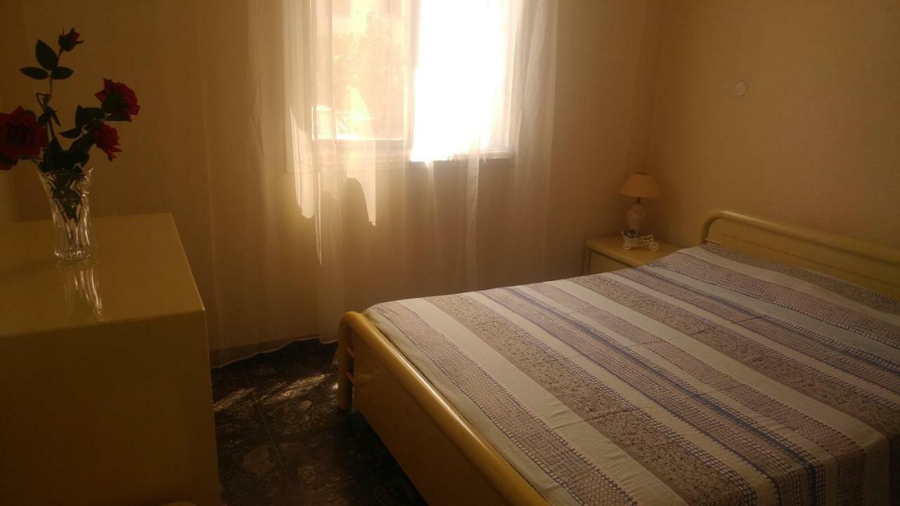 בורוקליני Sandy Beach Apartment 3 מראה חיצוני תמונה